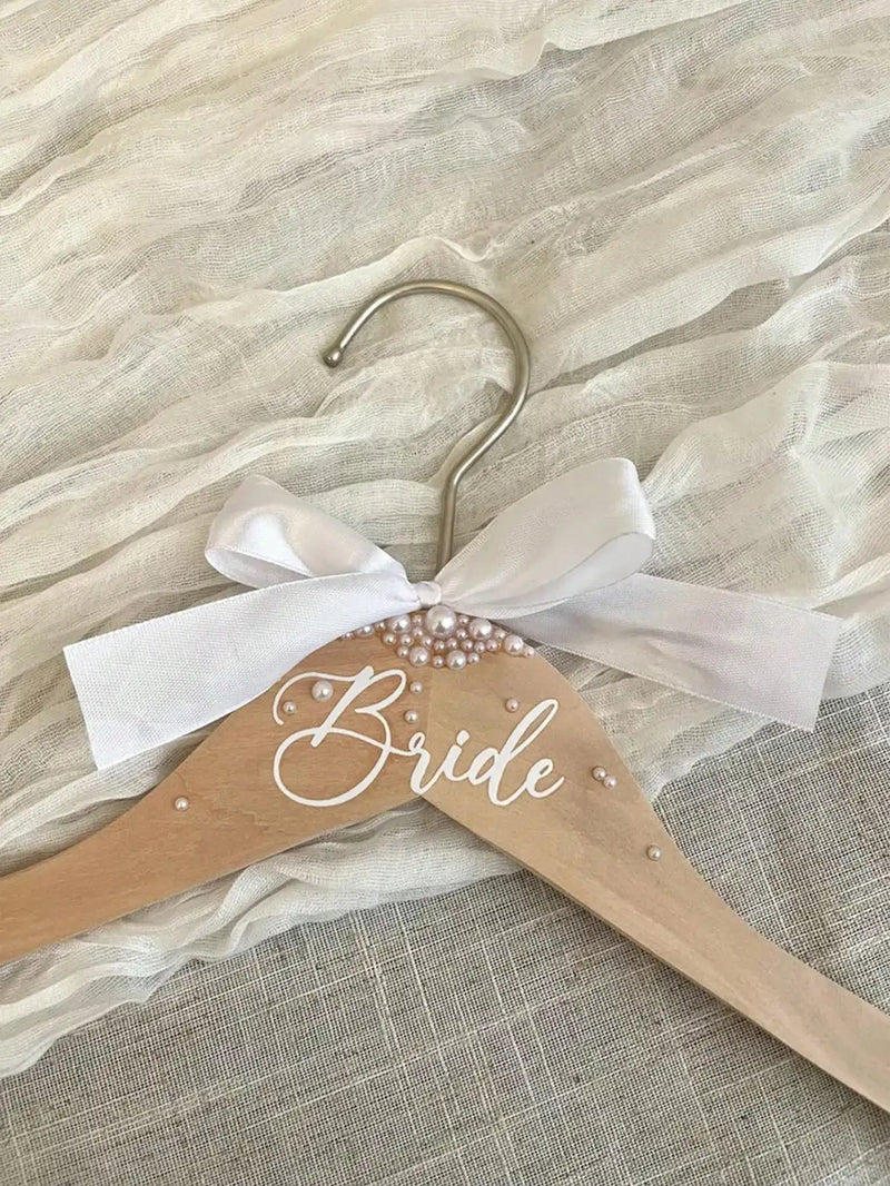 Wooden Bride  Hanger Faux Pearl Elegant Wedding Decor Ideal Gift Clothes Hanger With Ribbon For Wedding Dresses Suits Wedding